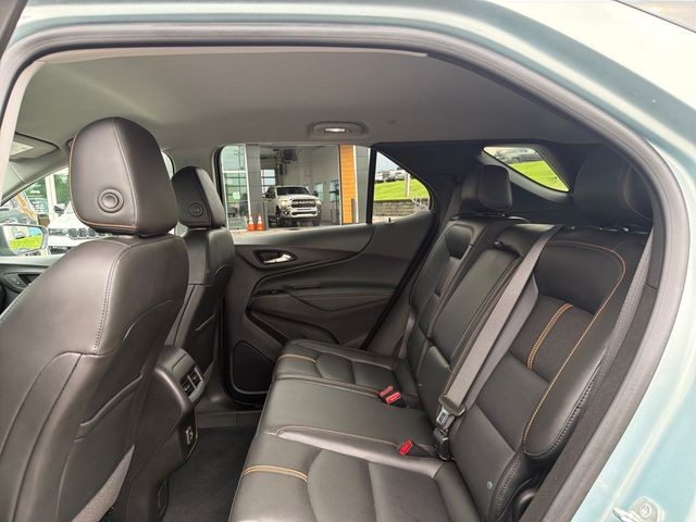 Chevrolet Equinox Vehicle Full-screen Gallery Image 23