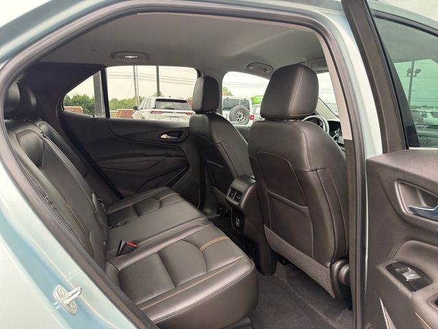 Chevrolet Equinox Vehicle Full-screen Gallery Image 27