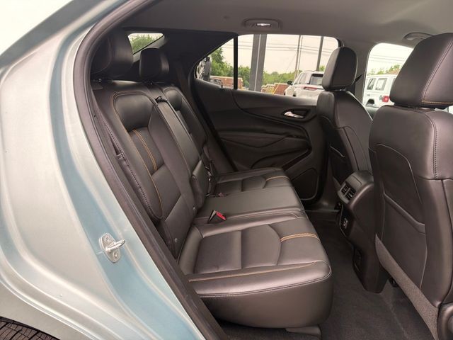 Chevrolet Equinox Vehicle Full-screen Gallery Image 28