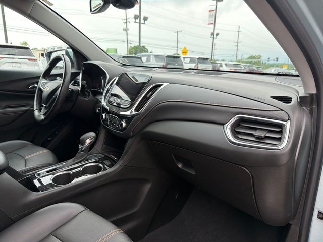 Chevrolet Equinox Vehicle Full-screen Gallery Image 34