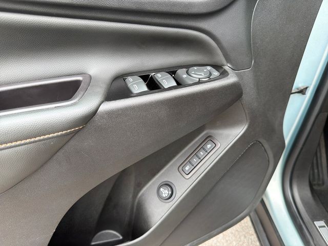 Chevrolet Equinox Vehicle Full-screen Gallery Image 39