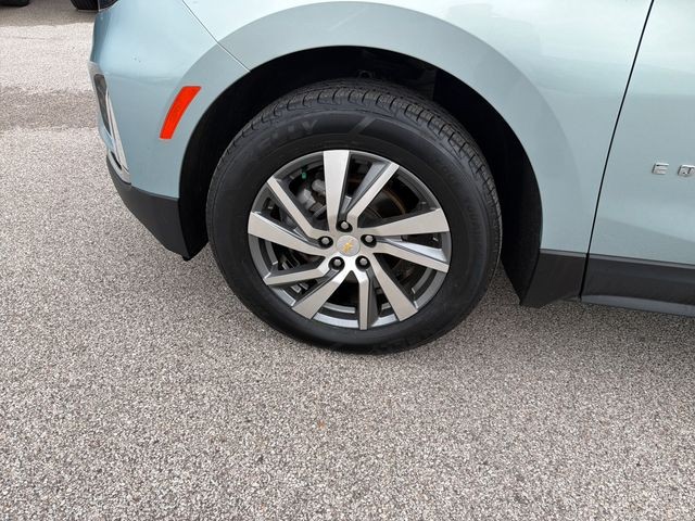 Chevrolet Equinox Vehicle Full-screen Gallery Image 40
