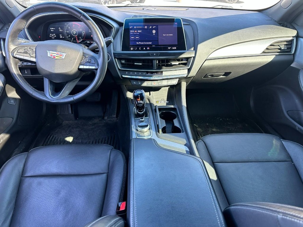 Cadillac CT5 Vehicle Full-screen Gallery Image 12