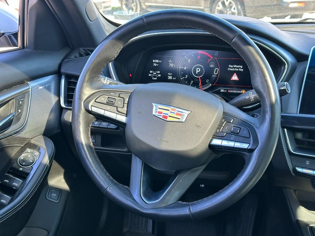 Cadillac CT5 Vehicle Full-screen Gallery Image 13