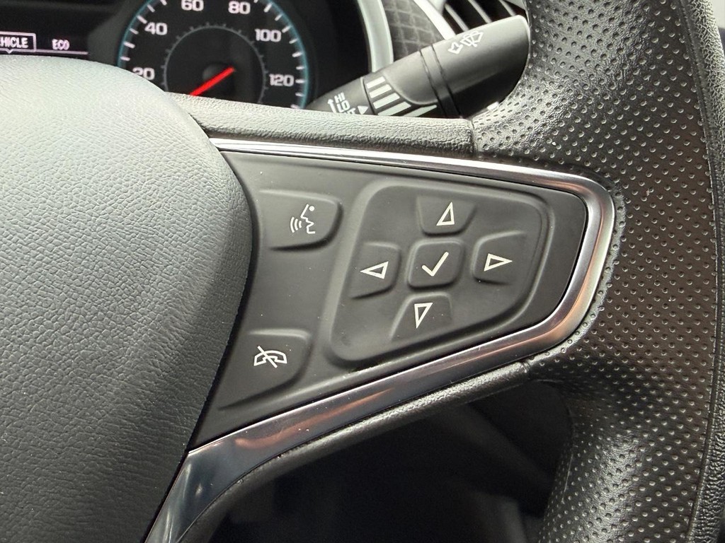 Chevrolet Malibu Vehicle Full-screen Gallery Image 20