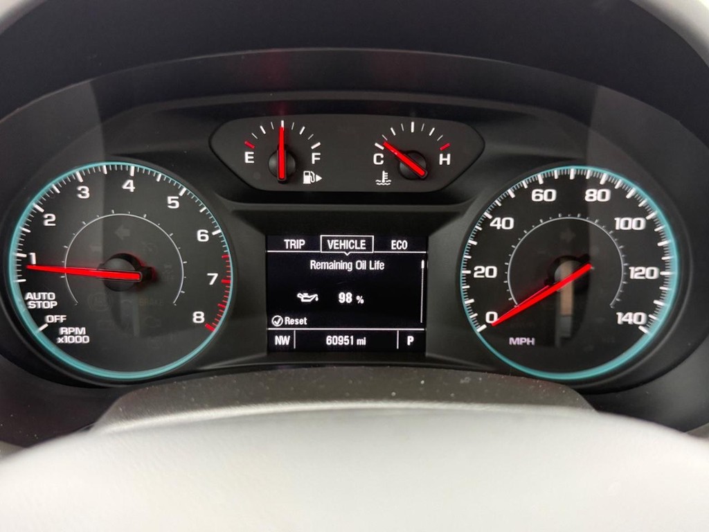 Chevrolet Malibu Vehicle Full-screen Gallery Image 21