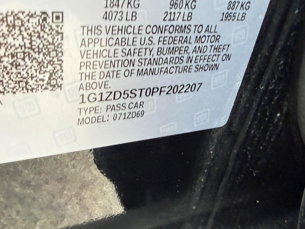 Chevrolet Malibu Vehicle Full-screen Gallery Image 25