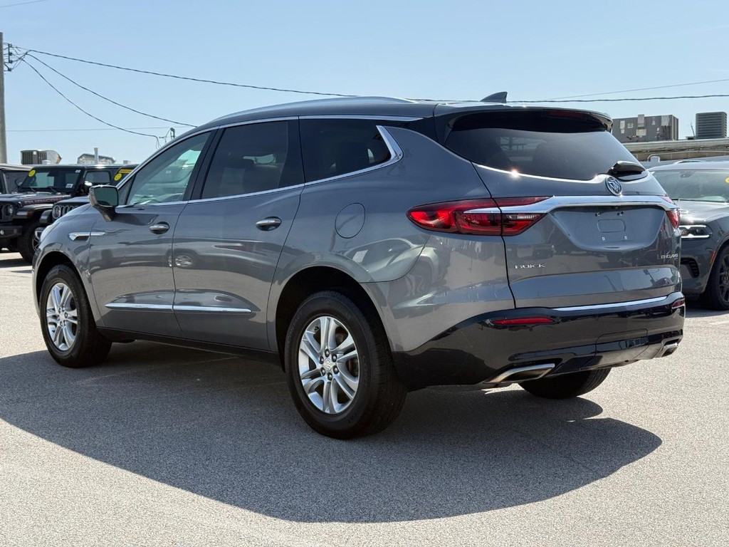 Buick Enclave Vehicle Full-screen Gallery Image 05