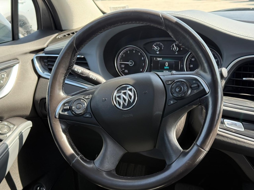 Buick Enclave Vehicle Full-screen Gallery Image 14
