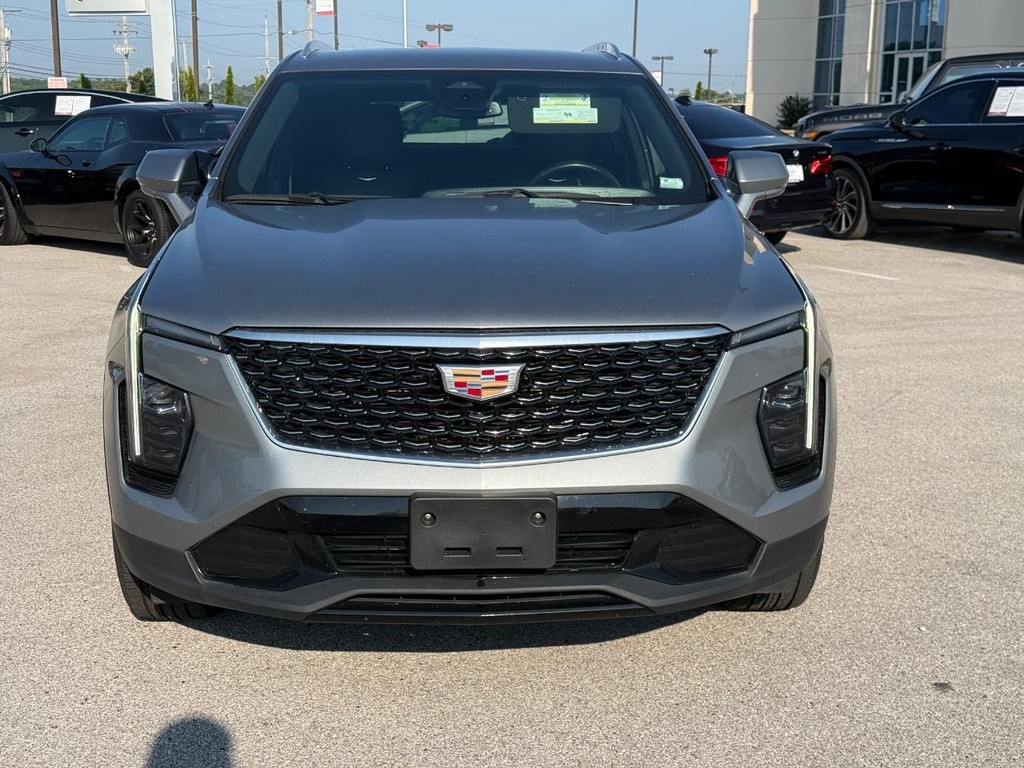 Cadillac XT4 Vehicle Full-screen Gallery Image 09