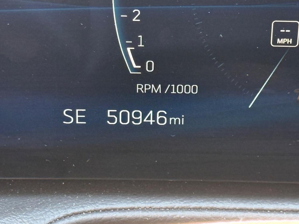 Cadillac XT4 Vehicle Full-screen Gallery Image 21