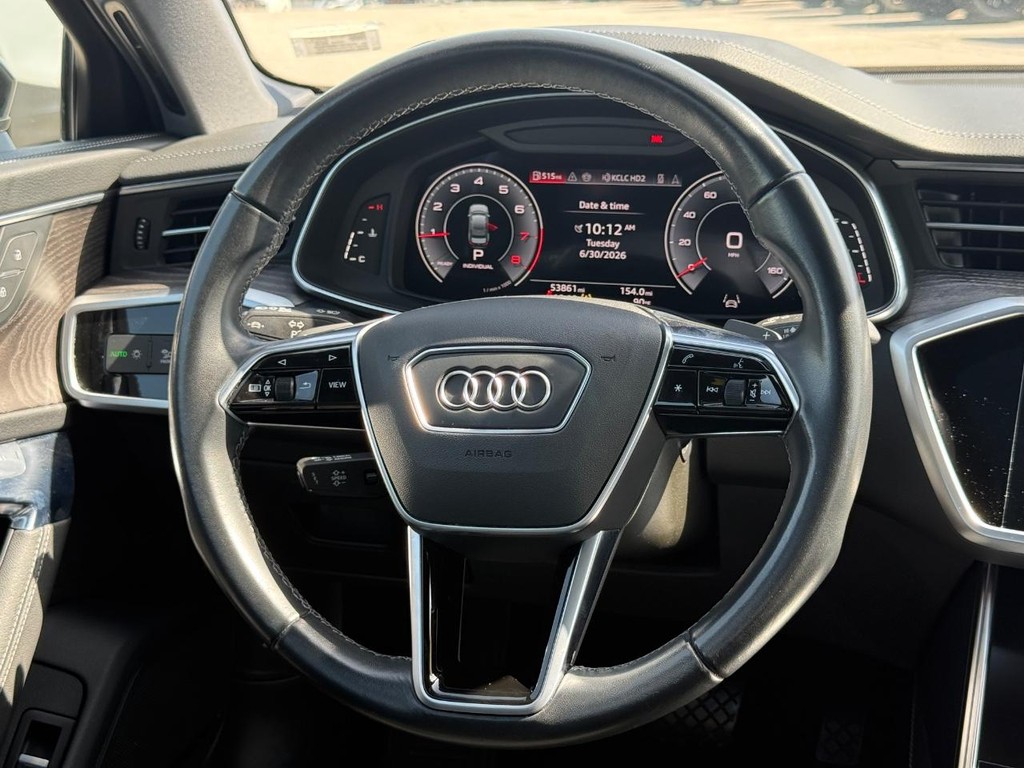 Audi A6 Sedan Vehicle Full-screen Gallery Image 13