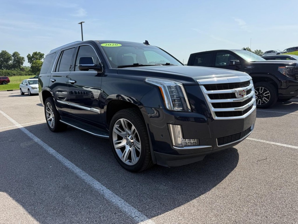 Cadillac Escalade Vehicle Full-screen Gallery Image 01