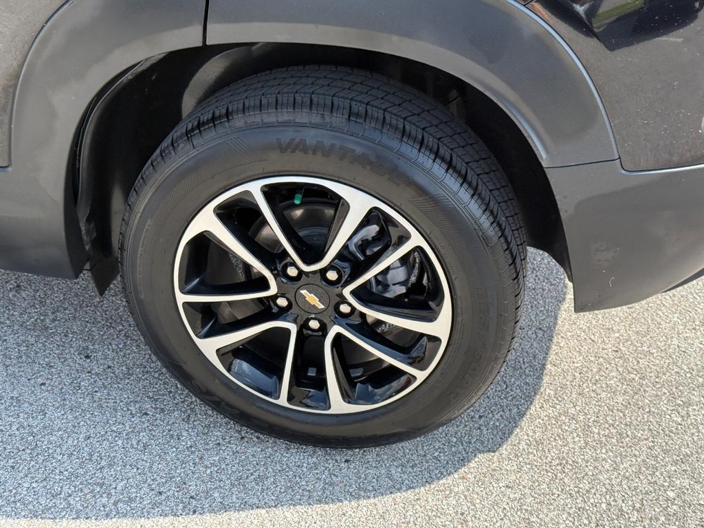 Chevrolet TrailBlazer Vehicle Full-screen Gallery Image 07
