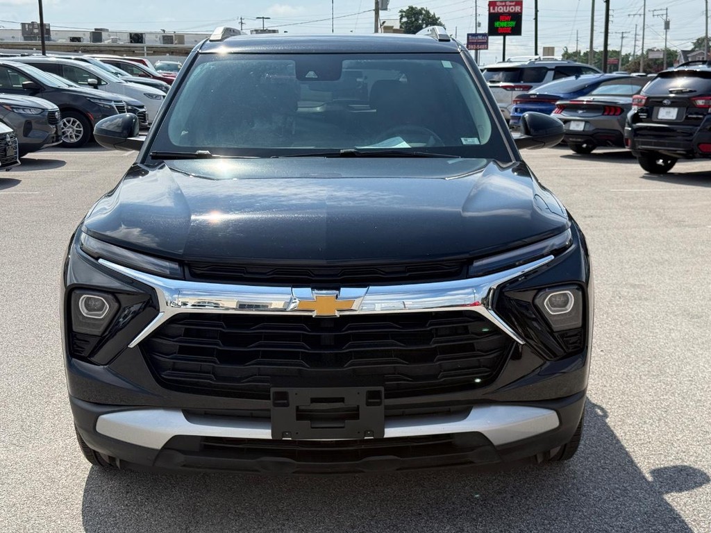 Chevrolet TrailBlazer Vehicle Full-screen Gallery Image 09
