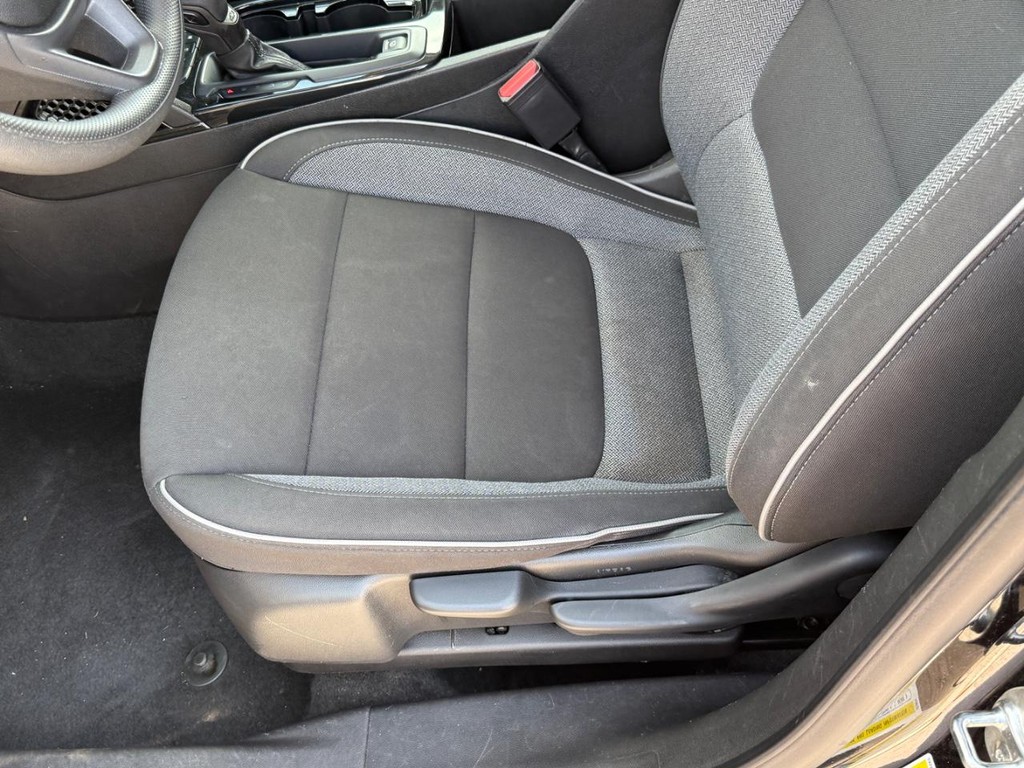 Chevrolet TrailBlazer Vehicle Full-screen Gallery Image 16