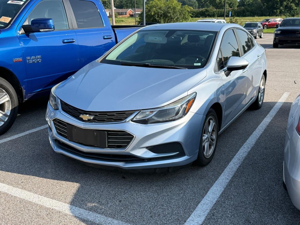 Chevrolet Cruze Vehicle Full-screen Gallery Image 02