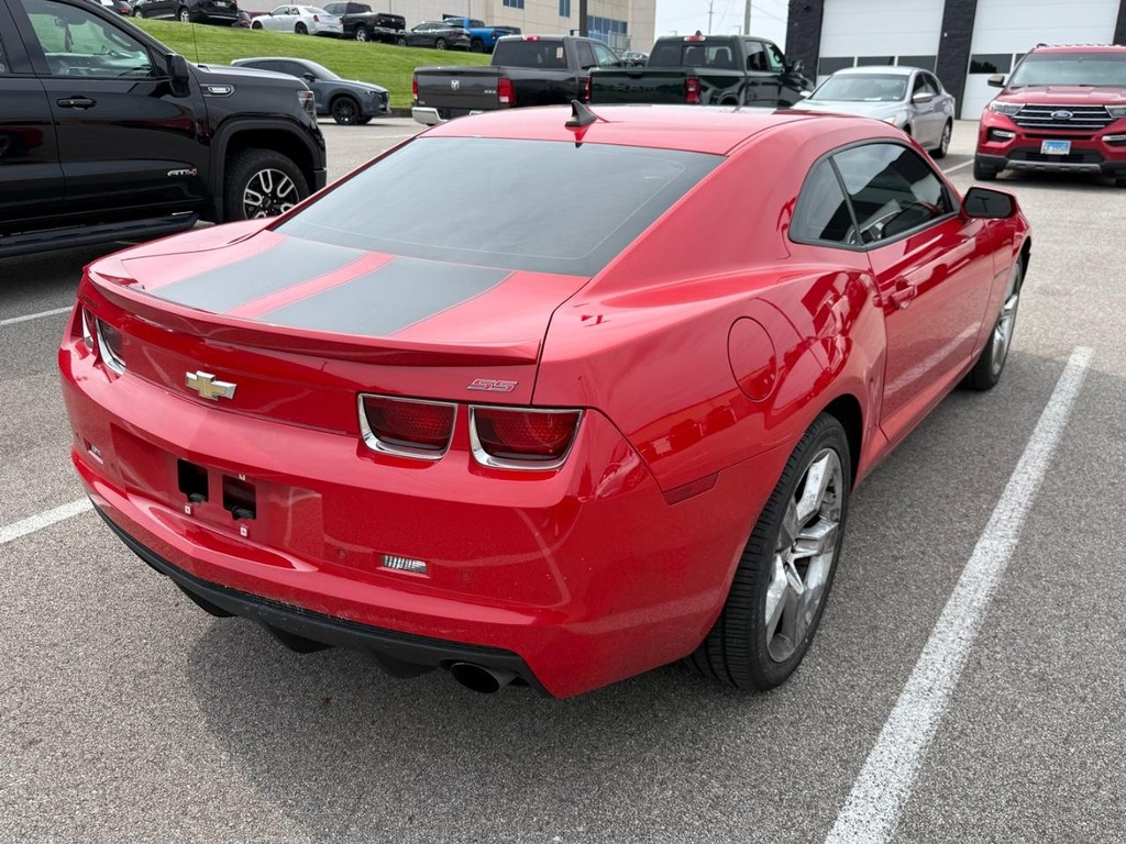 Chevrolet Camaro Vehicle Full-screen Gallery Image 04