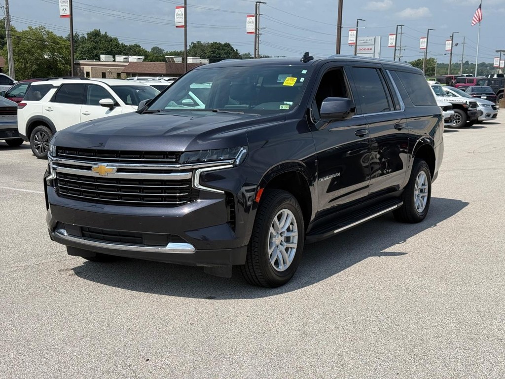 Chevrolet Suburban Vehicle Full-screen Gallery Image 09