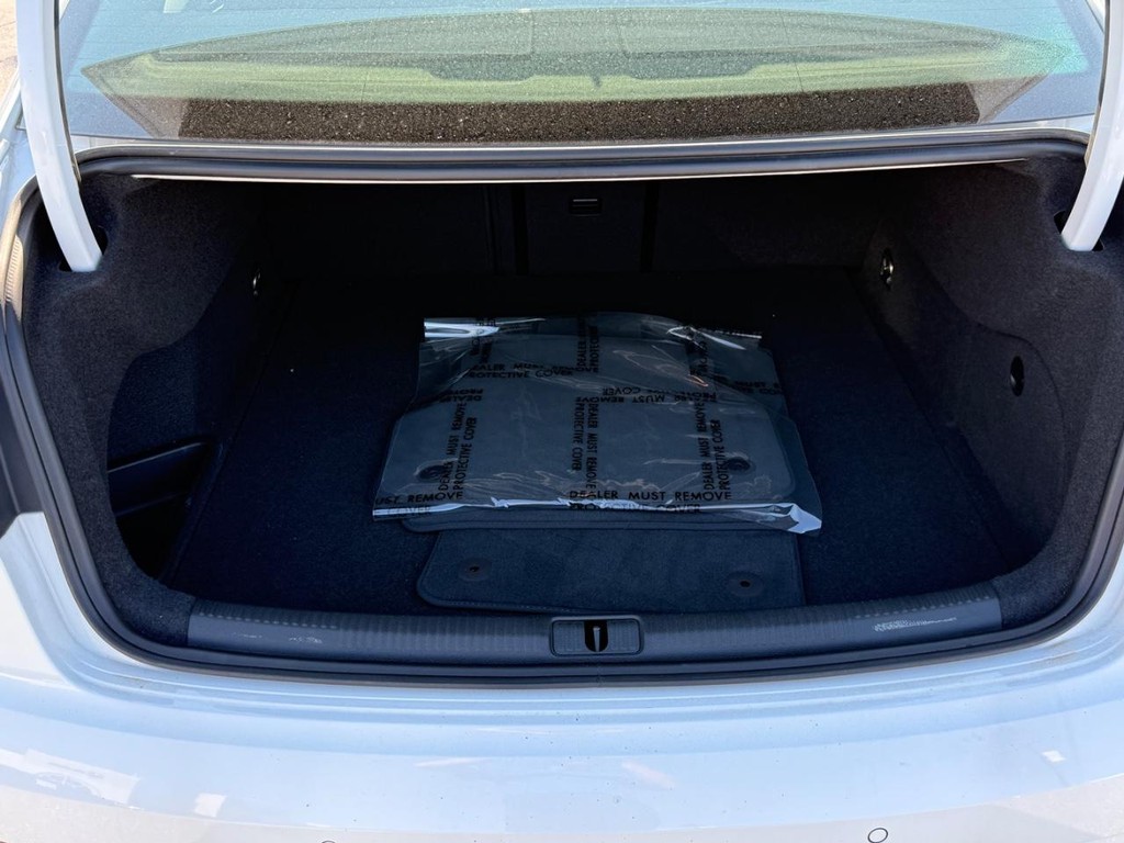 Audi A3 Sedan Vehicle Full-screen Gallery Image 04