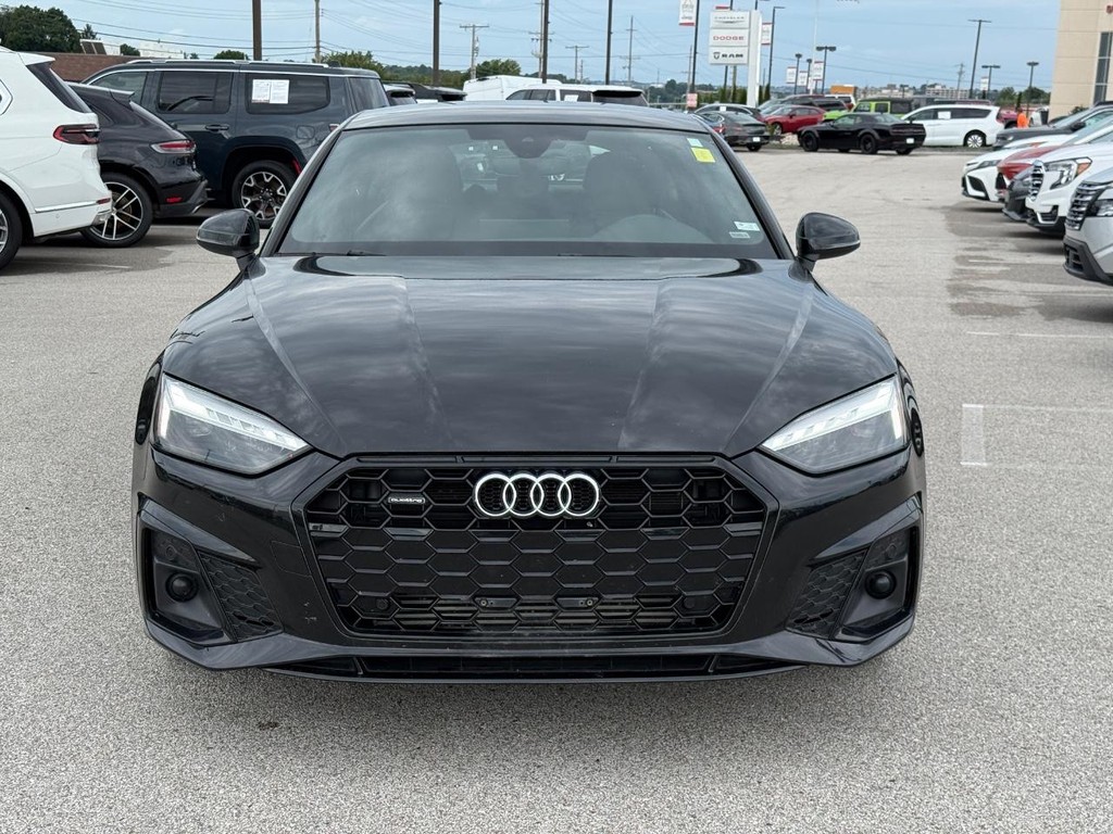 Audi A5 Sportback Vehicle Full-screen Gallery Image 09