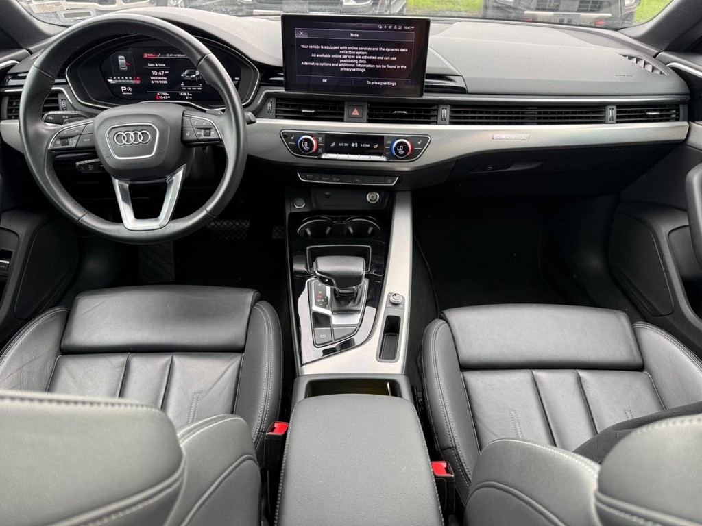 Audi A5 Sportback Vehicle Full-screen Gallery Image 11