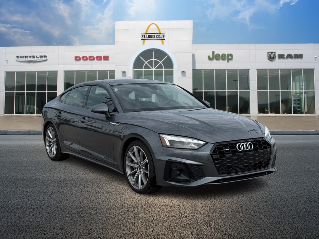 Audi A5 Sportback Vehicle Full-screen Gallery Image 01