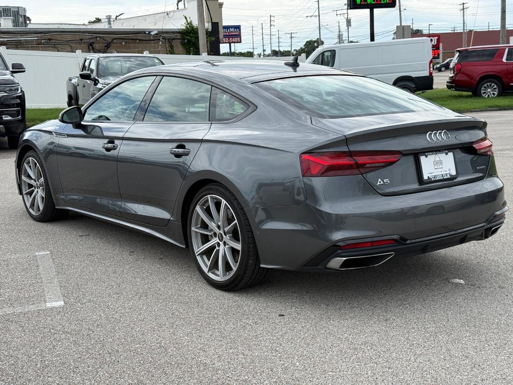 Audi A5 Sportback Vehicle Full-screen Gallery Image 06