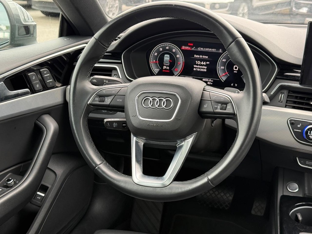 Audi A5 Sportback Vehicle Full-screen Gallery Image 12