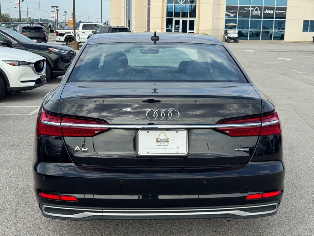 Audi A6 Sedan Vehicle Full-screen Gallery Image 04