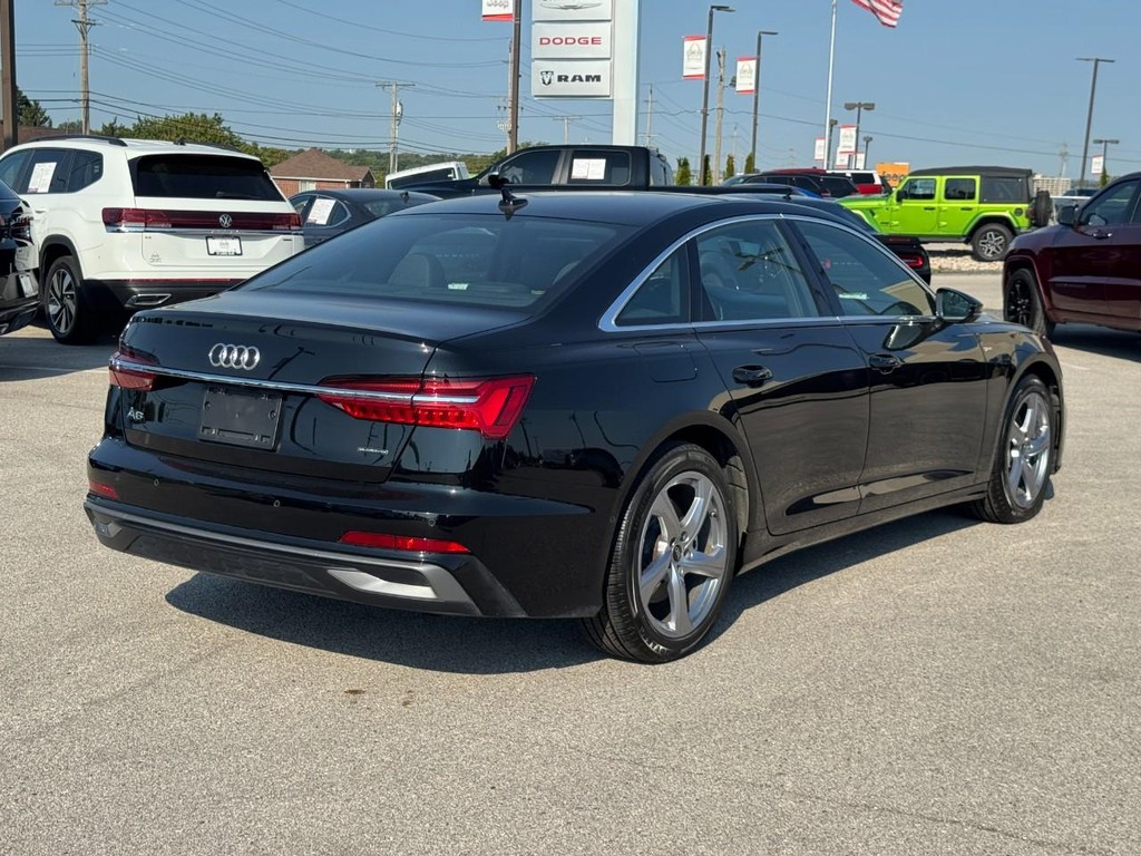 Audi A6 Sedan Vehicle Full-screen Gallery Image 03