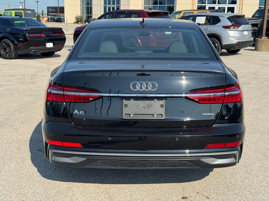 Audi A6 Sedan Vehicle Full-screen Gallery Image 05