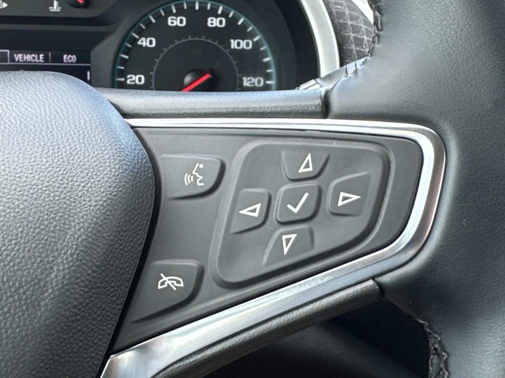 Chevrolet Malibu Vehicle Full-screen Gallery Image 18