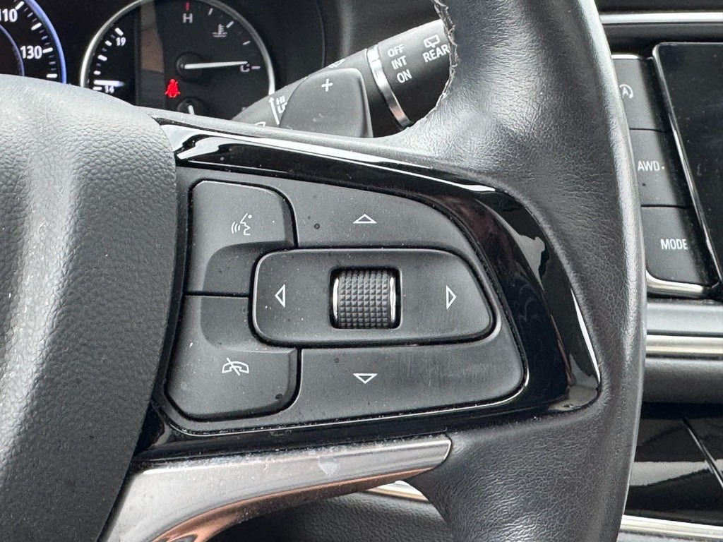 Buick Enclave Vehicle Full-screen Gallery Image 22