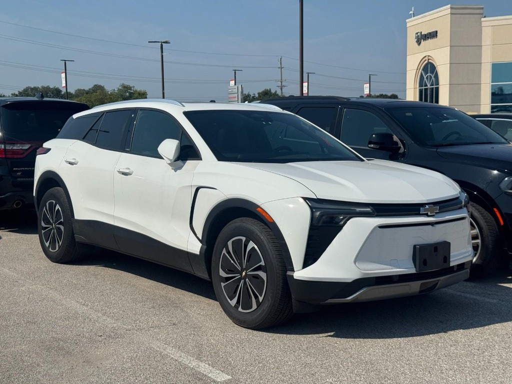 Chevrolet Blazer EV Vehicle Full-screen Gallery Image 02