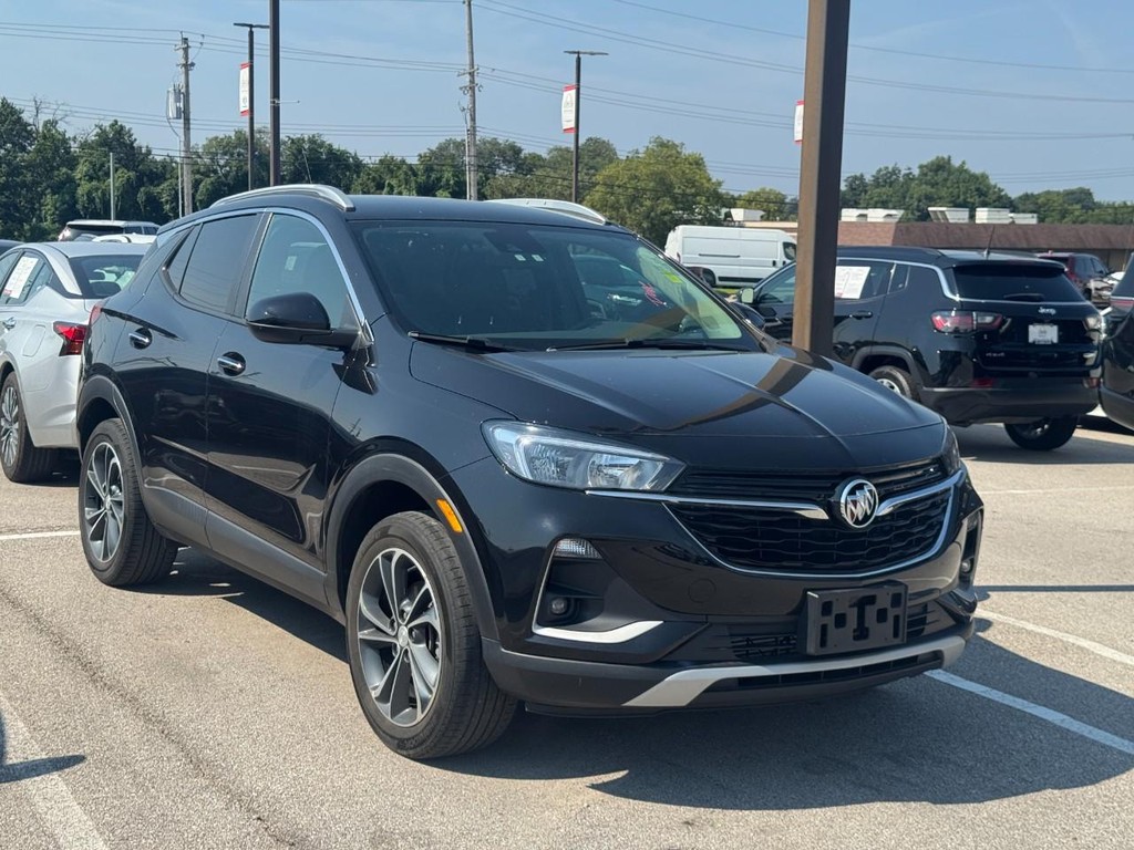 Buick Encore GX Vehicle Full-screen Gallery Image 02