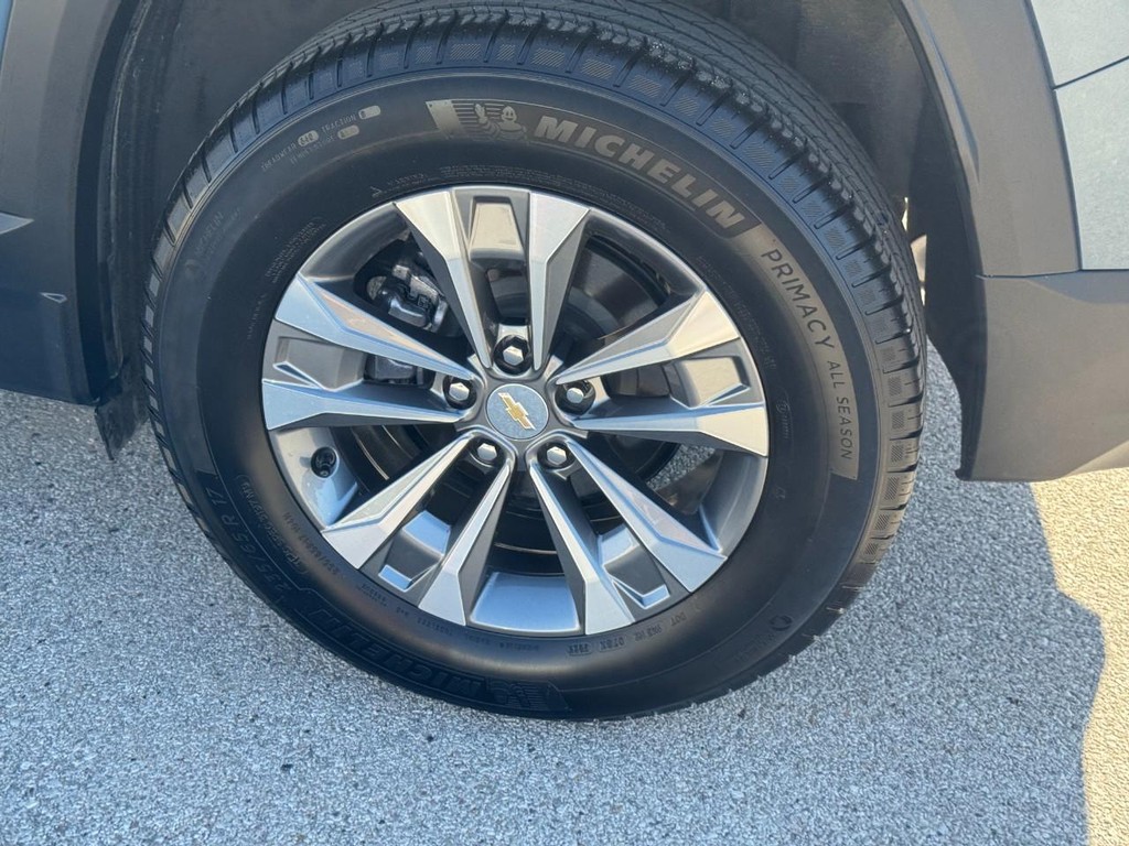 Chevrolet Equinox Vehicle Full-screen Gallery Image 07