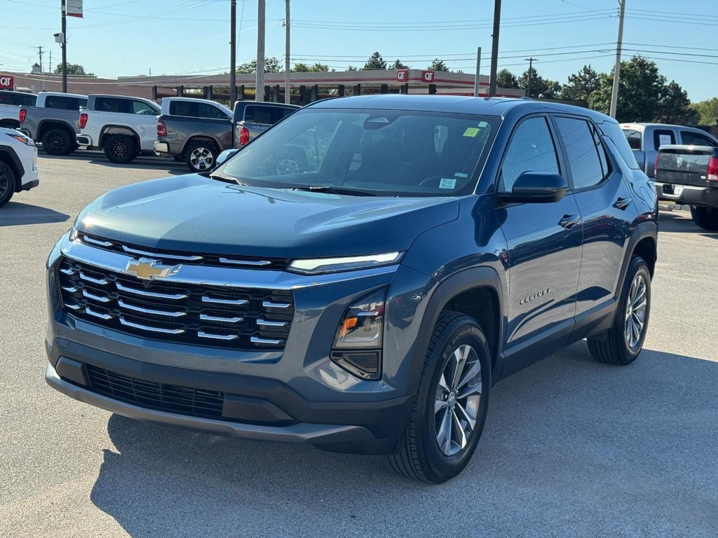 Chevrolet Equinox Vehicle Full-screen Gallery Image 08