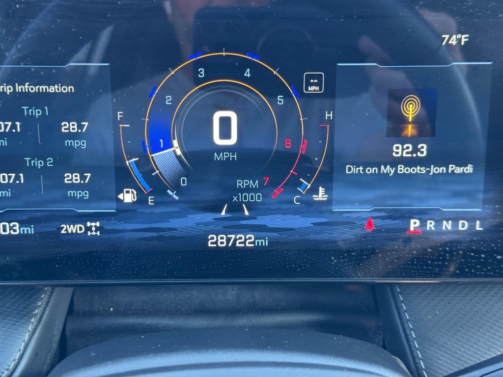 Chevrolet Equinox Vehicle Full-screen Gallery Image 19