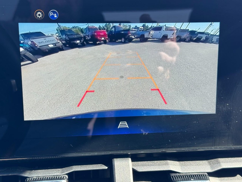 Chevrolet Equinox Vehicle Full-screen Gallery Image 20