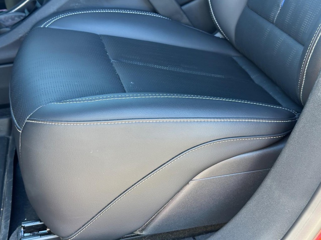 Cadillac LYRIQ Vehicle Full-screen Gallery Image 26