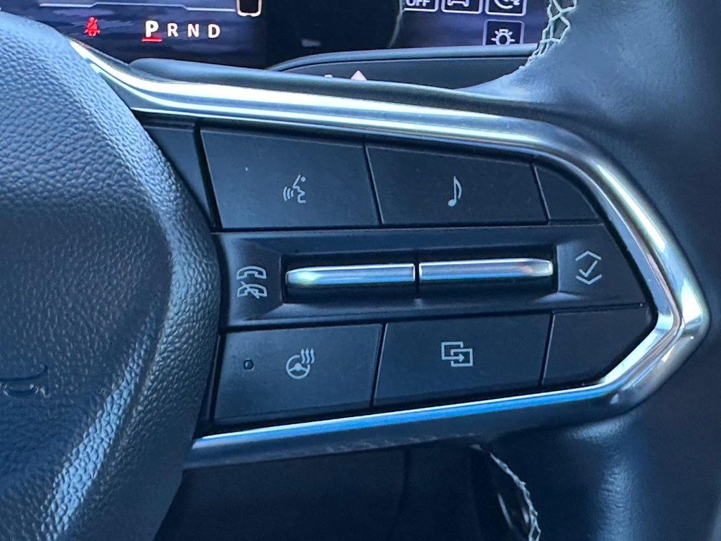 Chevrolet Equinox EV Vehicle Full-screen Gallery Image 14