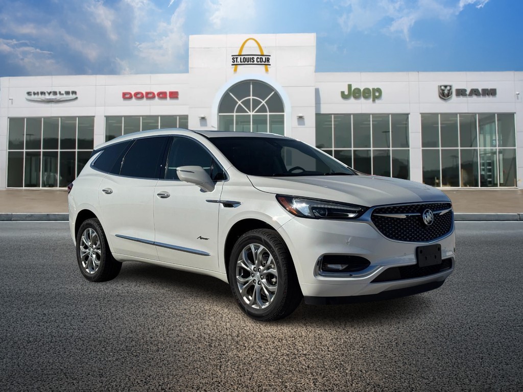 Buick Enclave Vehicle Full-screen Gallery Image 01