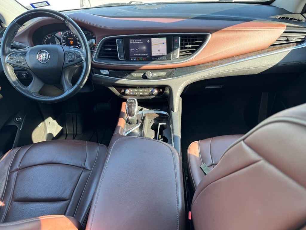 Buick Enclave Vehicle Full-screen Gallery Image 13