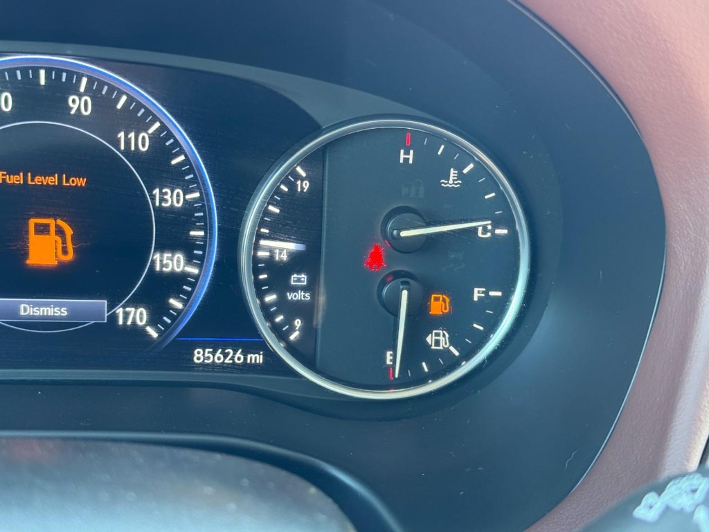 Buick Enclave Vehicle Full-screen Gallery Image 22
