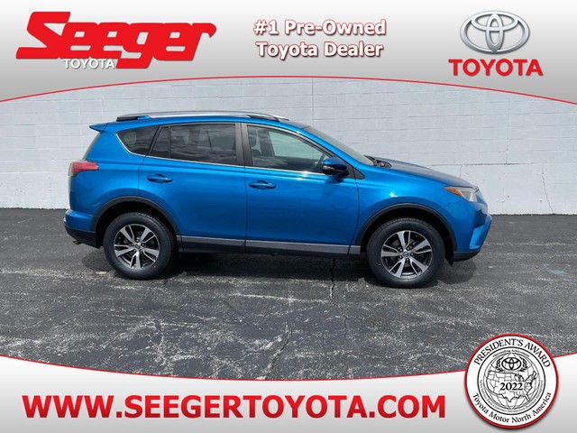 2018 Toyota RAV4 FWD (Natl) at Seeger Toyota in St. Louis MO