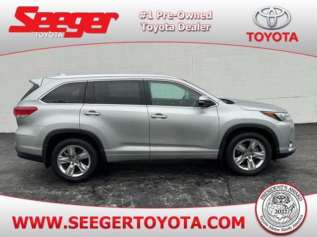 2018 Toyota Highlander Limited V6 AWD (Natl) at Seeger Toyota in St. Louis MO