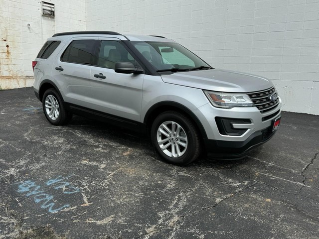 Used 2017 Ford Explorer Base with VIN 1FM5K8B82HGC65891 for sale in Saint Louis, MO