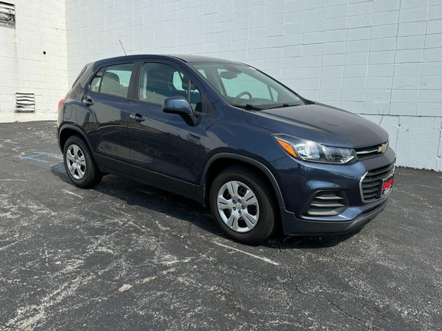 Used 2018 Chevrolet Trax LS with VIN 3GNCJKSB0JL243758 for sale in Saint Louis, MO