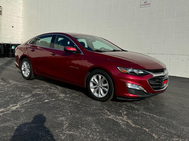 Used 2019 Chevrolet Malibu 1LT with VIN 1G1ZD5ST5KF130526 for sale in Saint Louis, MO